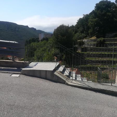 Rivierarent Appartamento Ulivo Finale Ligure Exterior photo